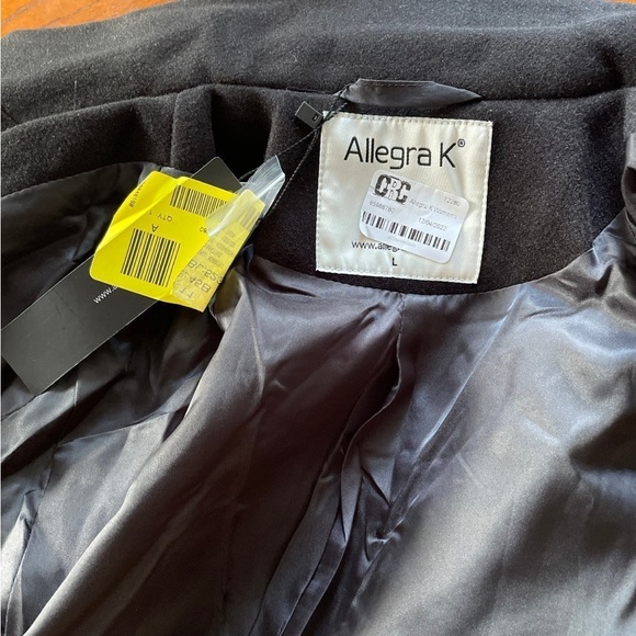 Women’s Large Winter Peacoat - Picture 9 of 10